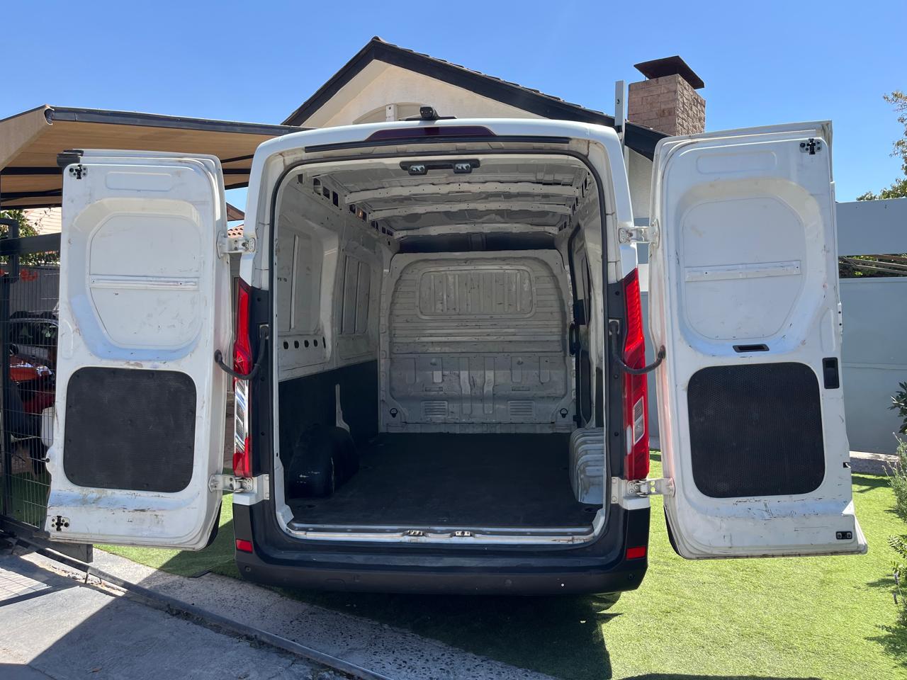 Maxus V90 Cargo 2022 (48.428 km)