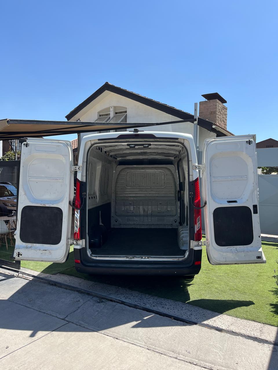 Maxus V90 Cargo 2022 (48.428 km)
