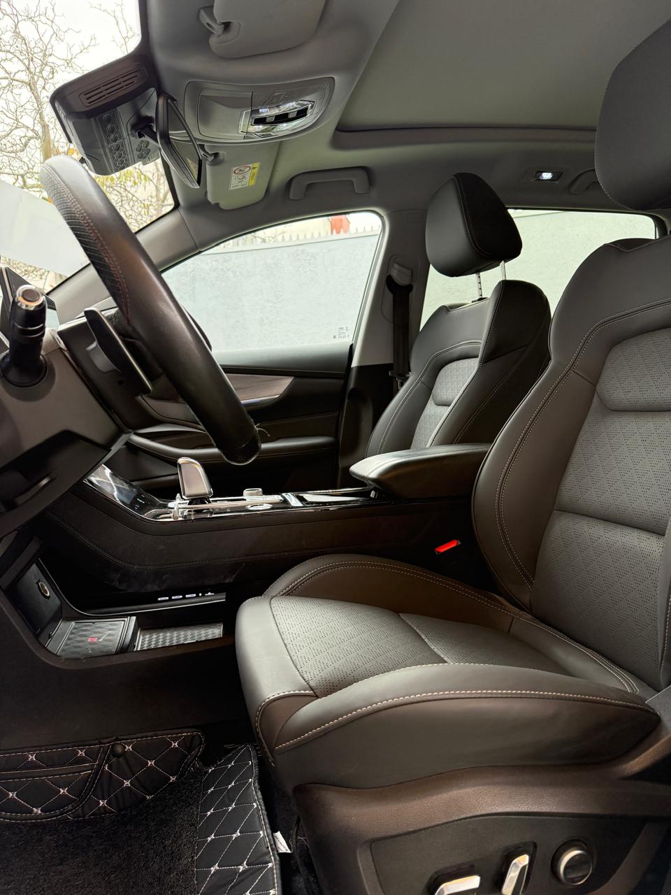 Chery Tiggo 8 Pro 1.6T GLX DCT 2022 (36.870 Km)