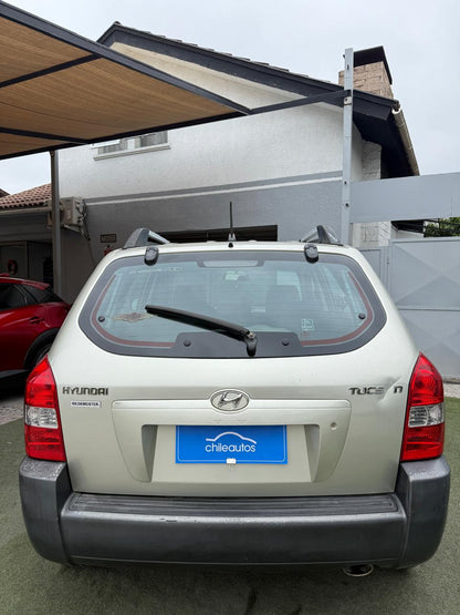 Hyundai Tucson GL 2.0 Automática 2008 (225.100 km)