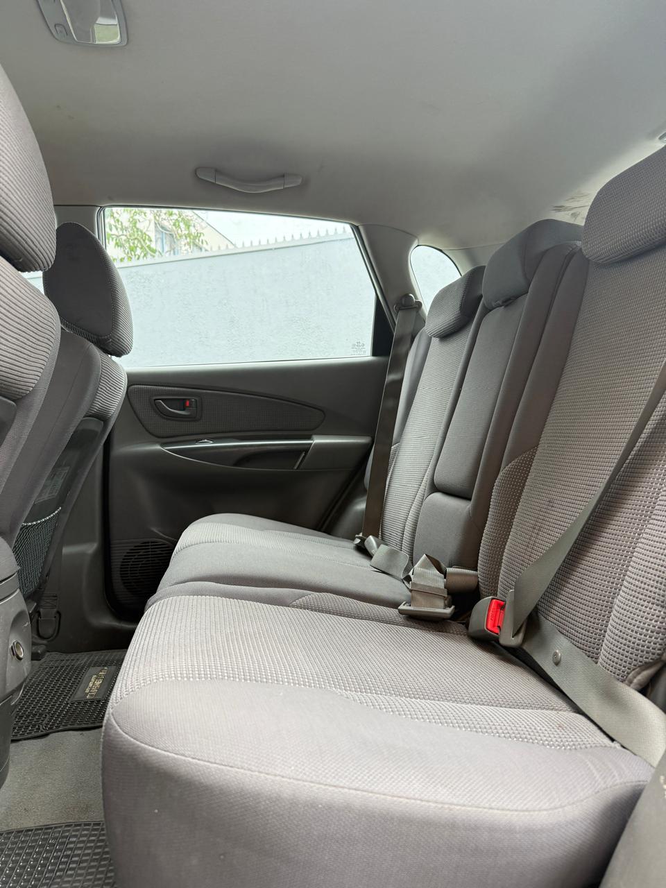 Hyundai Tucson GL 2.0 Automática 2008 (225.100 km)