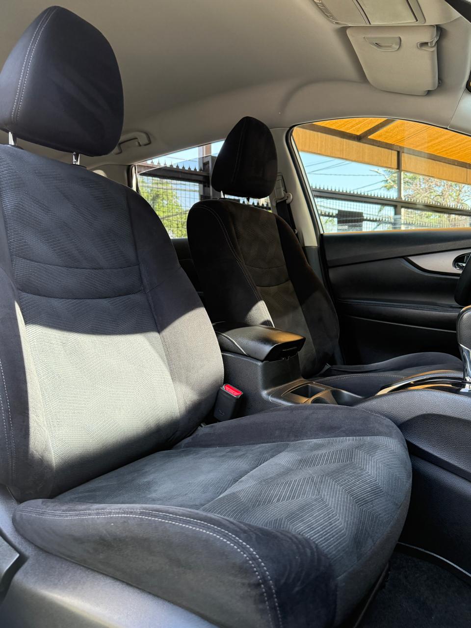 .Nissan X-Trail 2.5 CVT Sense 7A 2016 (127.000 km)