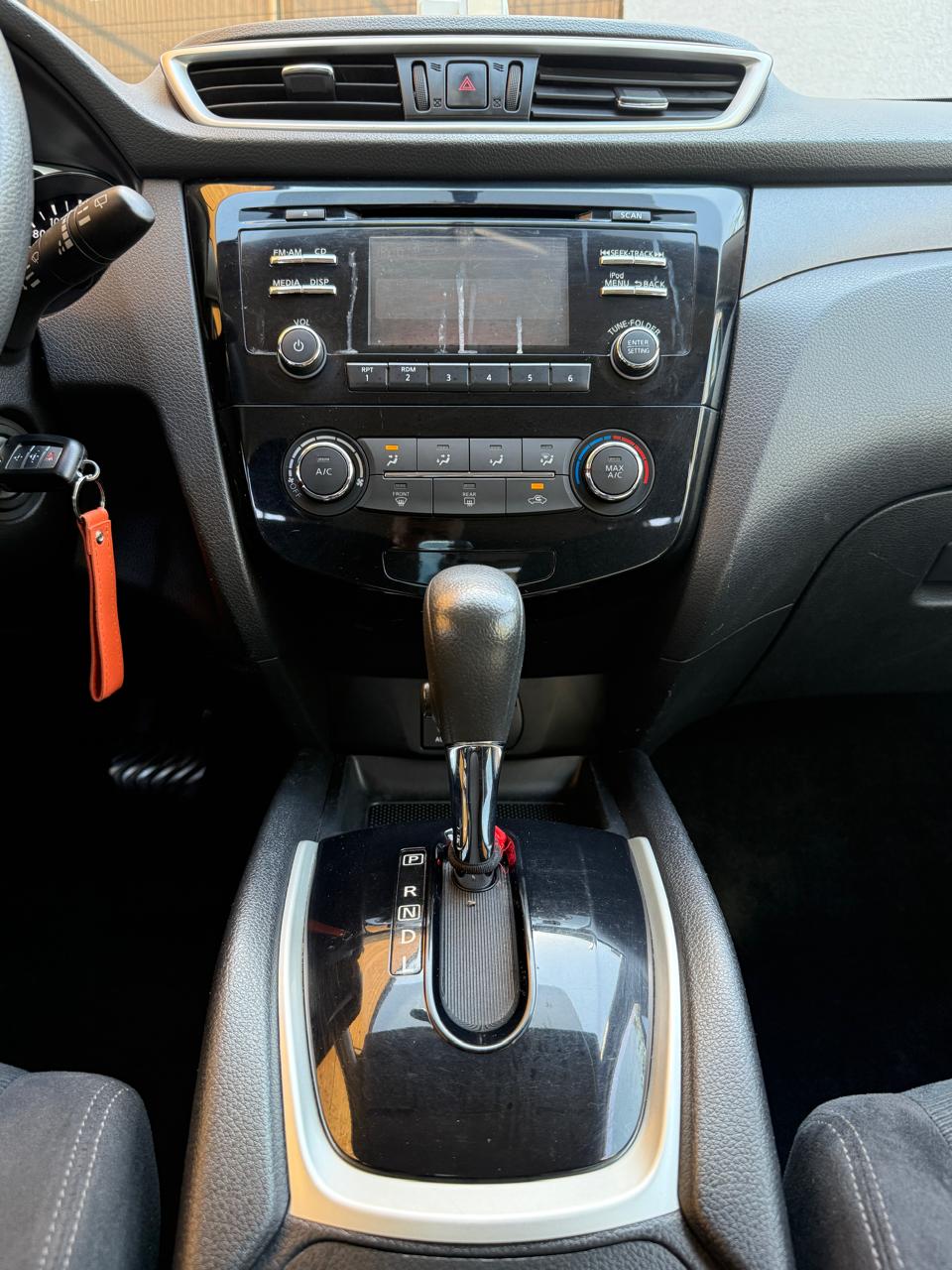 .Nissan X-Trail 2.5 CVT Sense 7A 2016 (127.000 km)