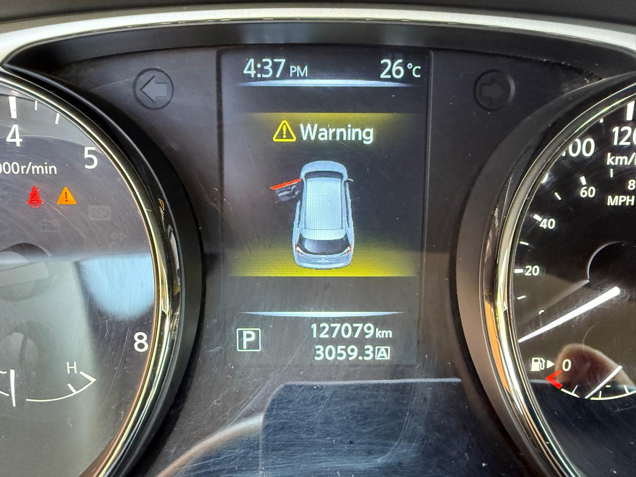 .Nissan X-Trail 2.5 CVT Sense 7A 2016 (127.000 km)