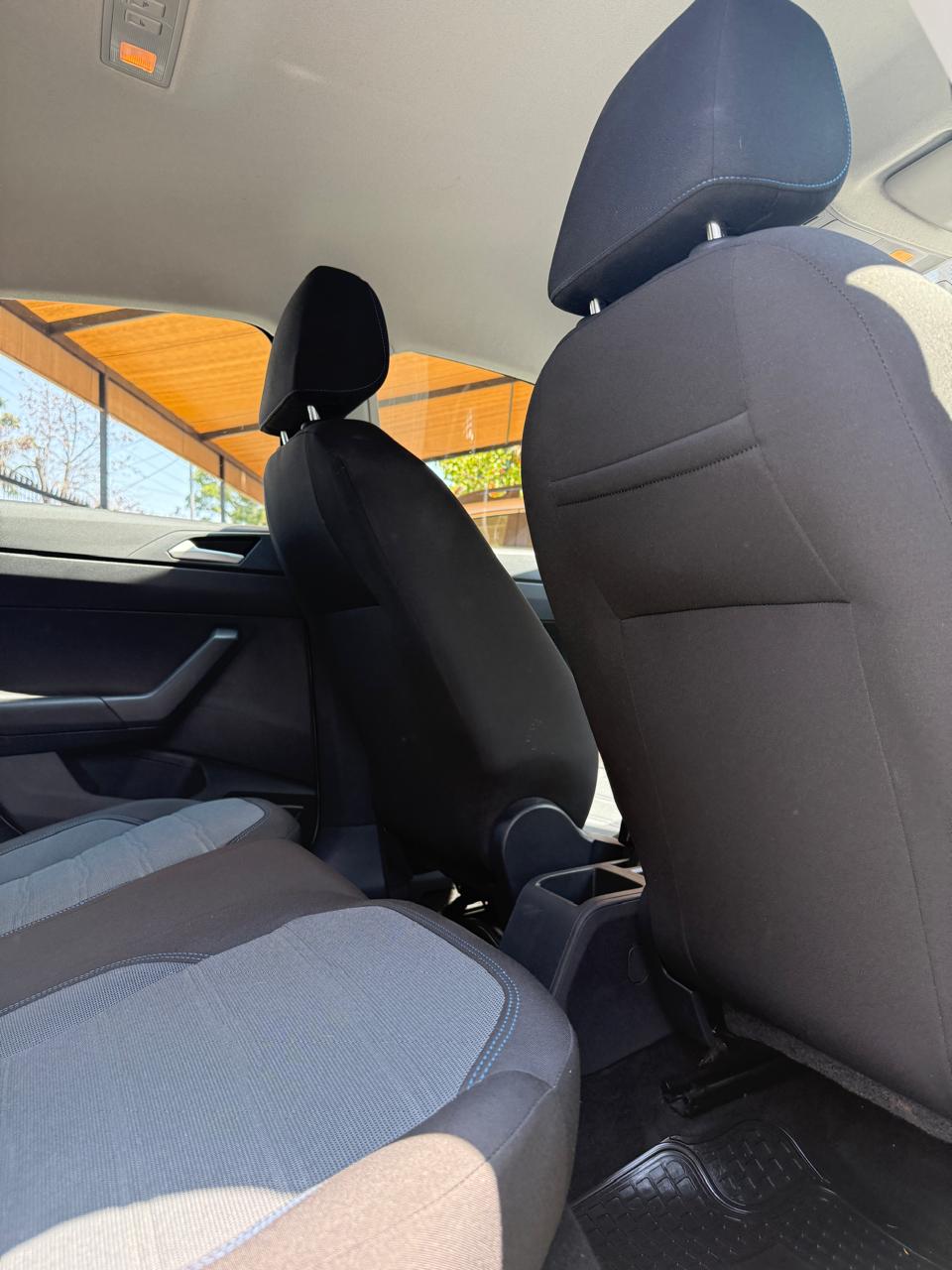 Volkswagen Nivus 1.0 TSI Comfortline 2024 (12.670 km)