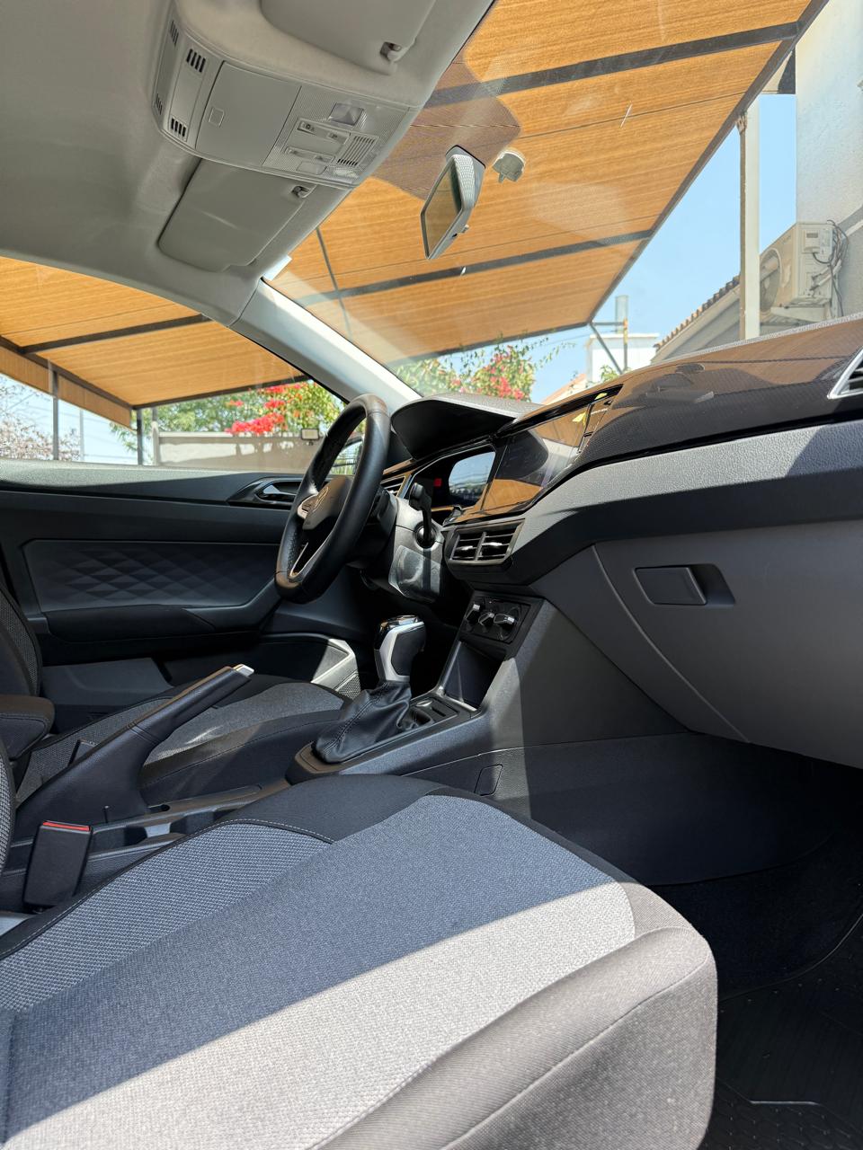 Volkswagen Polo 1.0 Auto Comfortline 2025 (11.900 km)