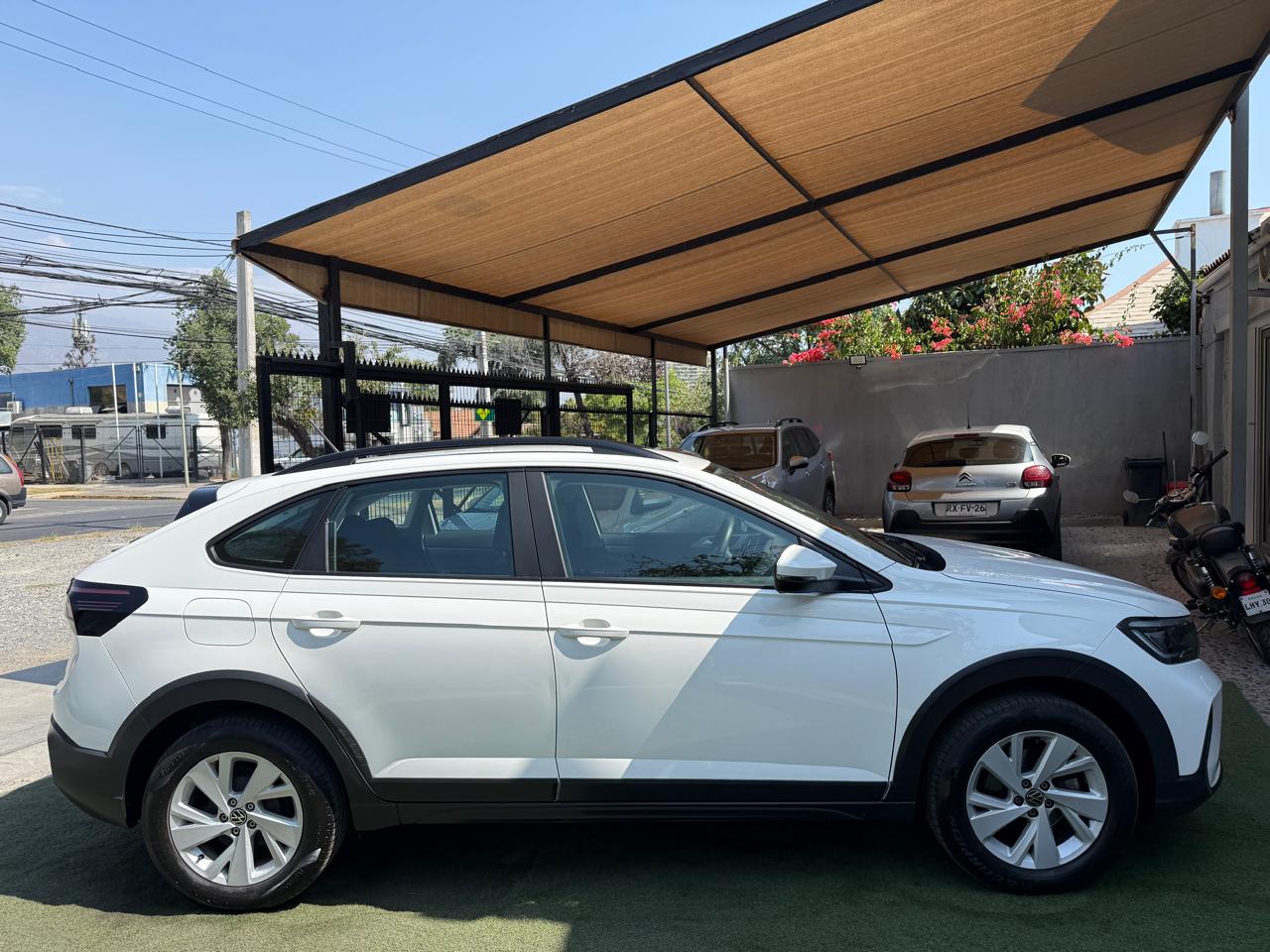Volkswagen Nivus 1.0 TSI Comfortline 2024 (11.000 km)