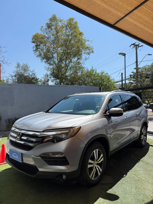Honda Pilot 3.5 Touring 4WD 2017 (123.000 km)