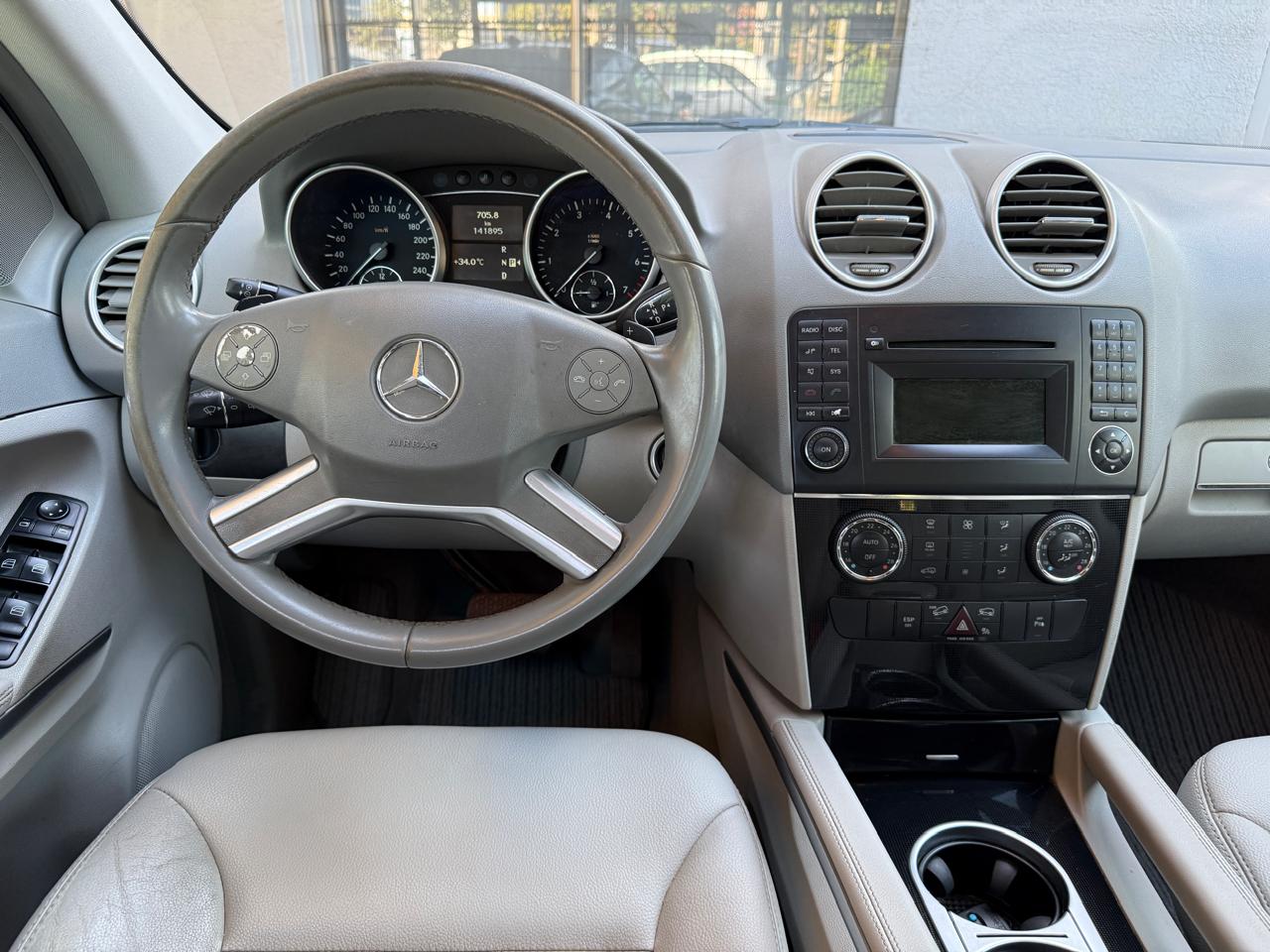 Mercedes-Benz ML 350 4Matic 3.5 CC 2011 (141.000 km)