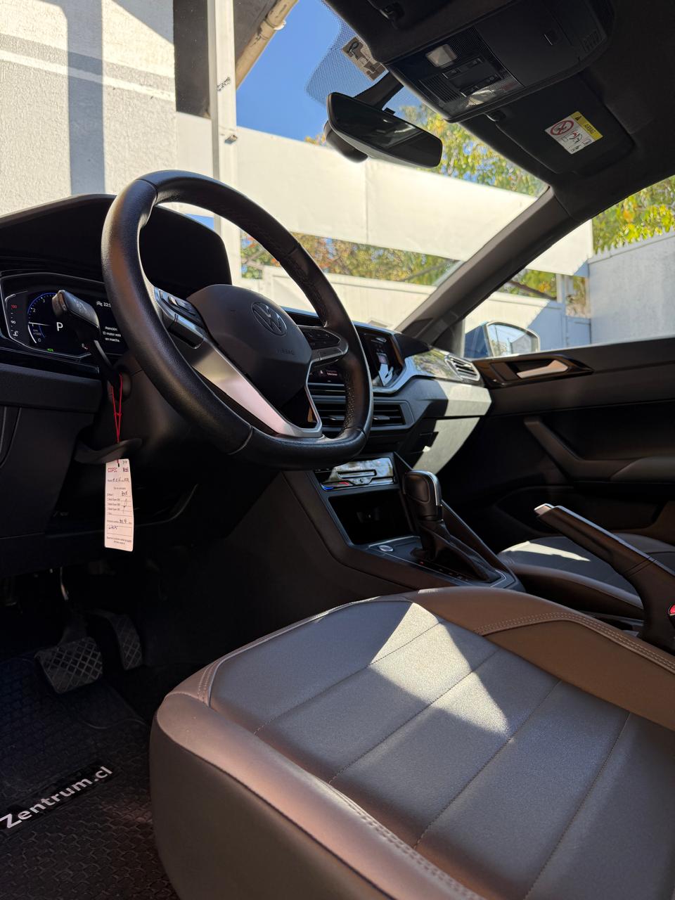 Volkswagen Nivus 1.0 TSI Auto Highline 2023 (66.000 km)