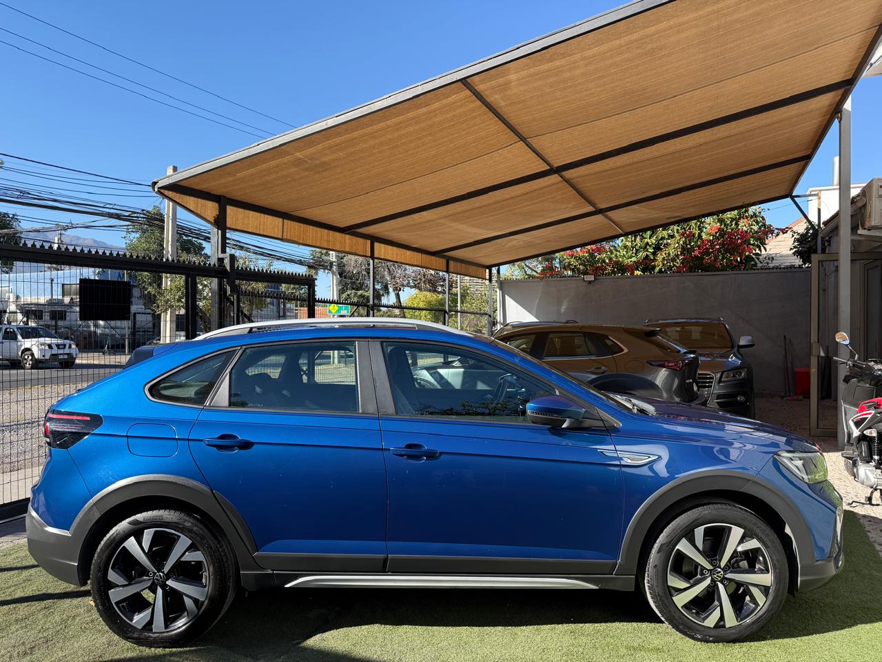 Volkswagen Nivus 1.0 TSI Auto Highline 2023 (66.000 km)