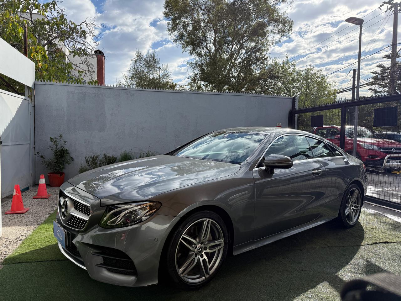 Mercedes-Benz E 200 Coupé 2018 (142.000 km)