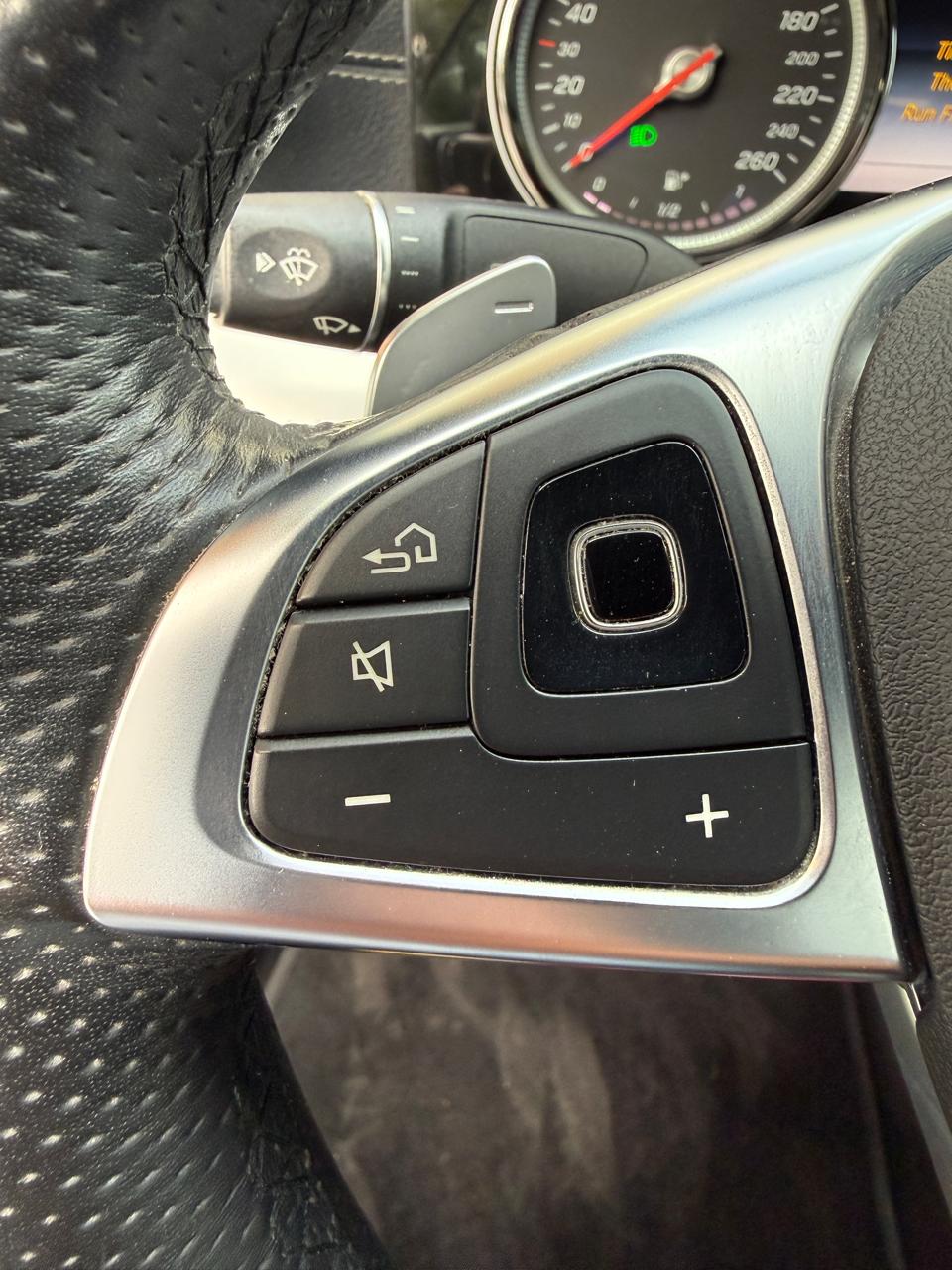 Mercedes-Benz E 200 Coupé 2018 (142.000 km)
