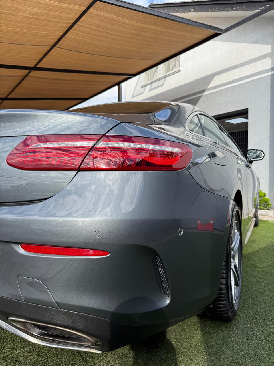 Mercedes-Benz E 200 Coupé 2018 (142.000 km)
