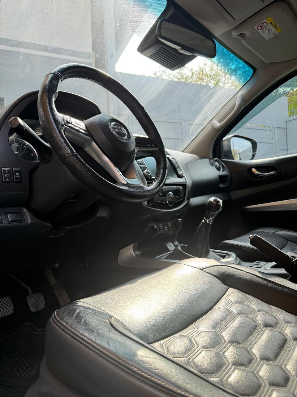 Nissan Navara 2.3D DC LE 4WD 2022 (33.573 km)