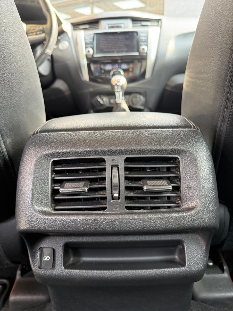 Nissan Navara 2.3D DC LE 4WD 2022 (33.573 km)
