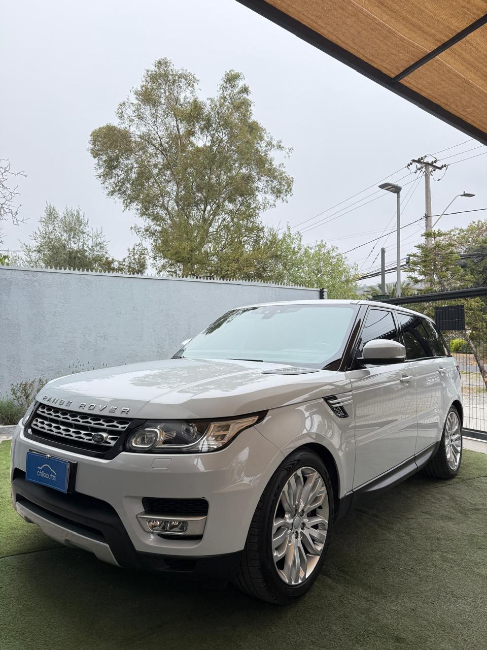 Land Rover Range Rover Sport 3.0 SDV6 HSE Auto 4WD 2017 (90.000 km)