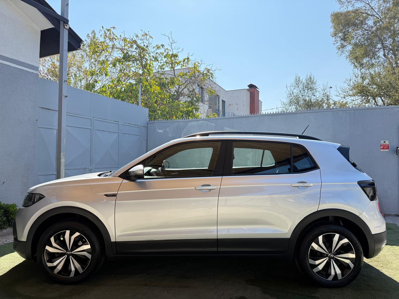 Volkswagen T-Cross 1.0 Comfortline 2023 ( 39.000 km)