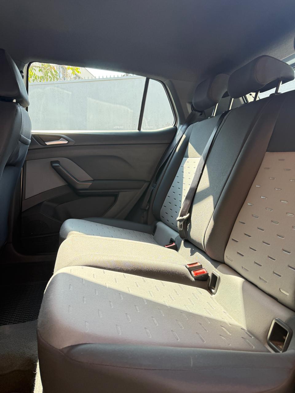 Volkswagen T-Cross 1.0 Comfortline 2023 ( 39.000 km)
