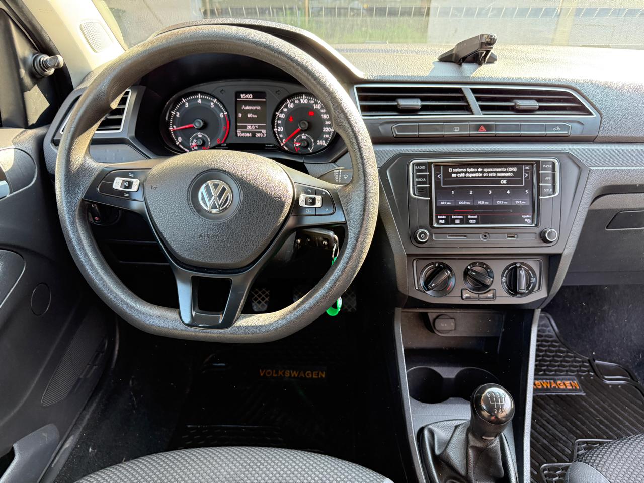 Volkswagen Saveiro 1.6 DC Comfortline 2021 (106.000 km)