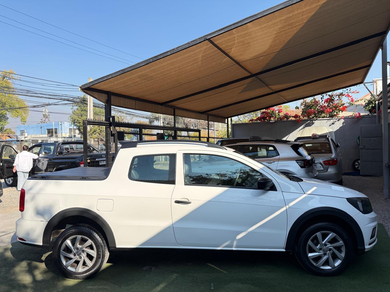 Volkswagen Saveiro 1.6 DC Comfortline 2021 (106.000 km)