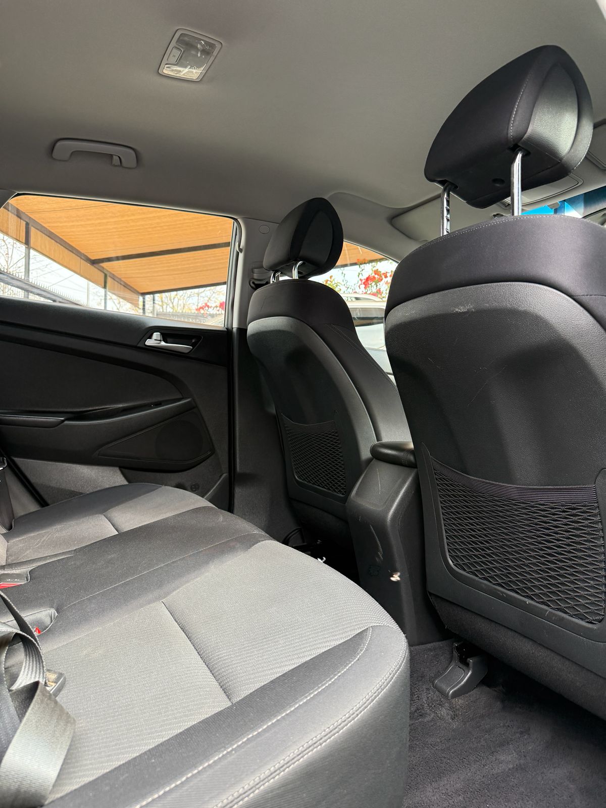Hyundai Tucson 2.0 Plus 2018 (42.400 km)