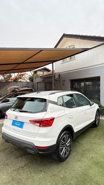 Seat Arona 1.6 Automático FR 2025 (242 km)