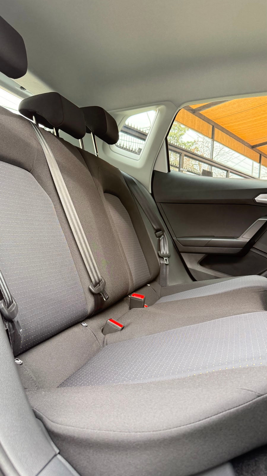 Seat Arona 1.6 Automático FR 2025 (242 km)