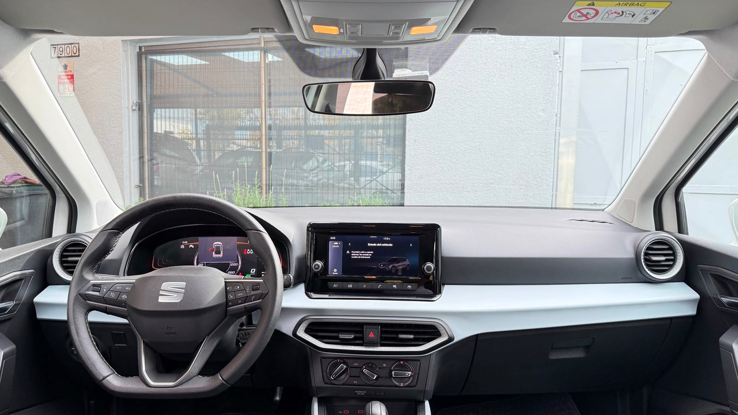 Seat Arona 1.6 Automático FR 2025 (242 km)