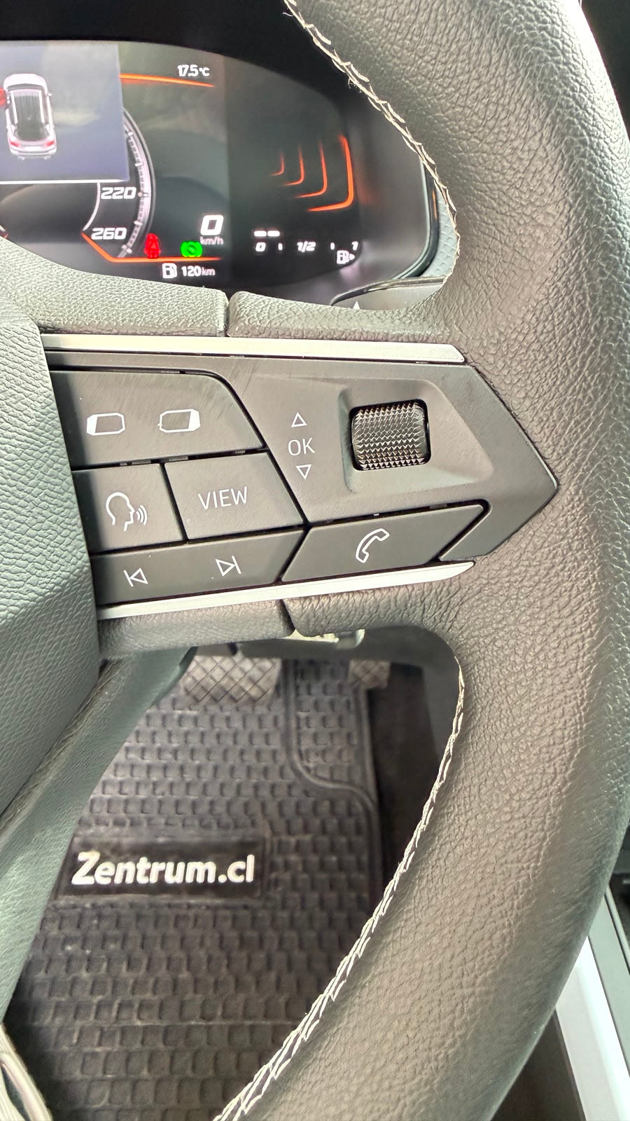 Seat Arona 1.6 Automático FR 2025 (242 km)