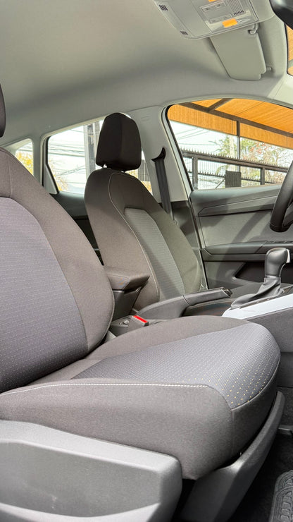 Seat Arona 1.6 Automático FR 2025 (242 km)