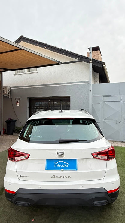 Seat Arona 1.6 Automático FR 2025 (242 km)