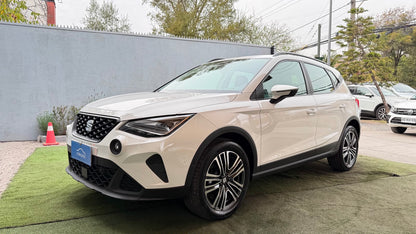 Seat Arona 1.6 Automático FR 2025 (242 km)
