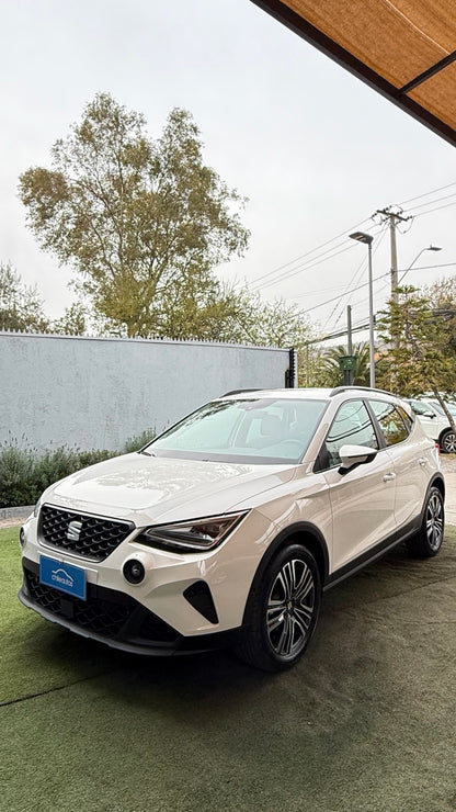 Seat Arona 1.6 Automático FR 2025 (242 km)