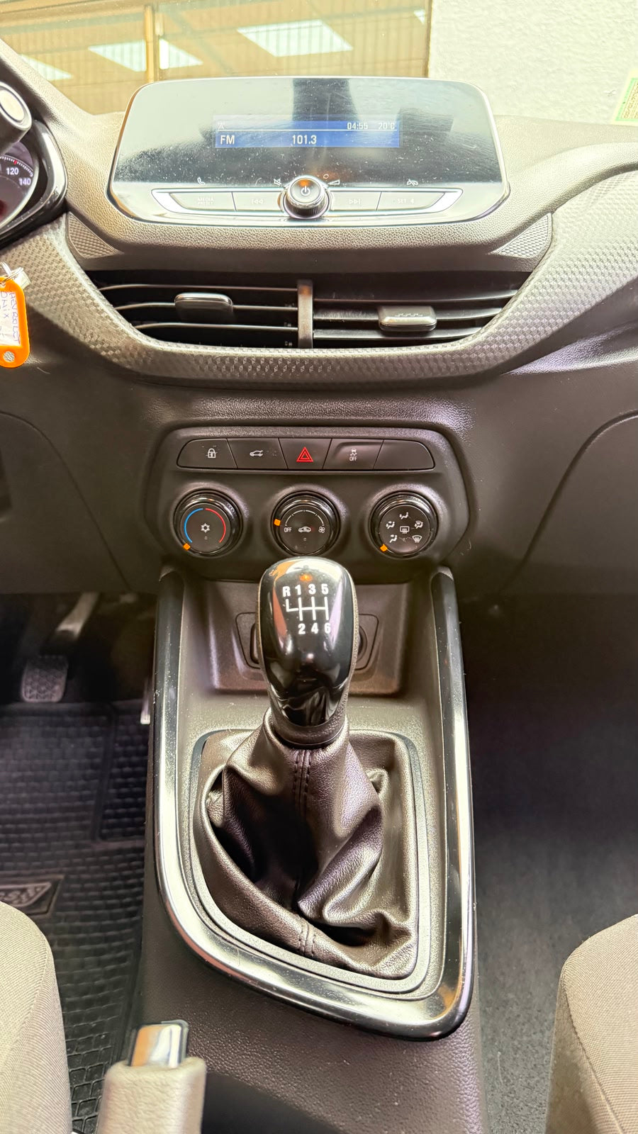 Chevrolet Onix 1.2 LS Manual 2022 (32.077 km)