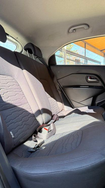 Kia Rio 5 1.4 EX Manual 2015 (117.950 km)