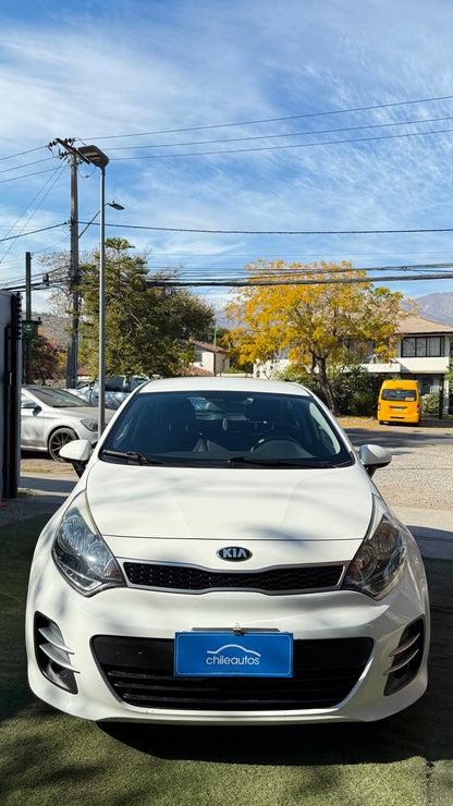 Kia Rio 5 1.4 EX Manual 2015 (117.950 km)
