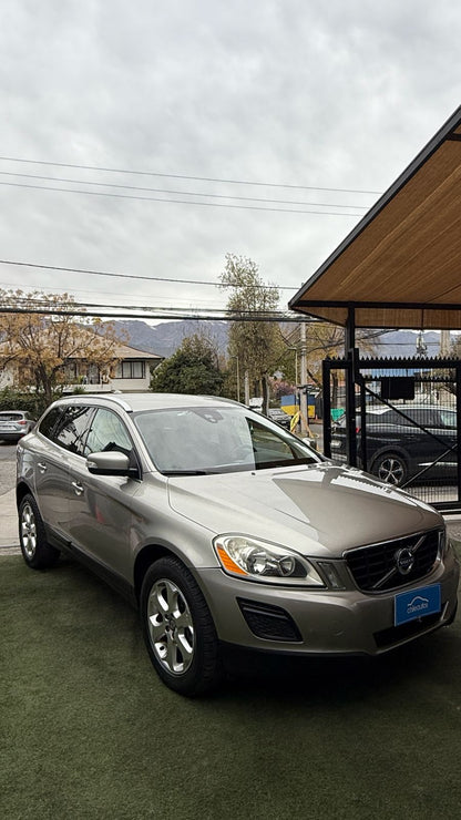 Volvo XC60 2.0 T5 Comfort 4X2 AT 2014 (121.540 km)