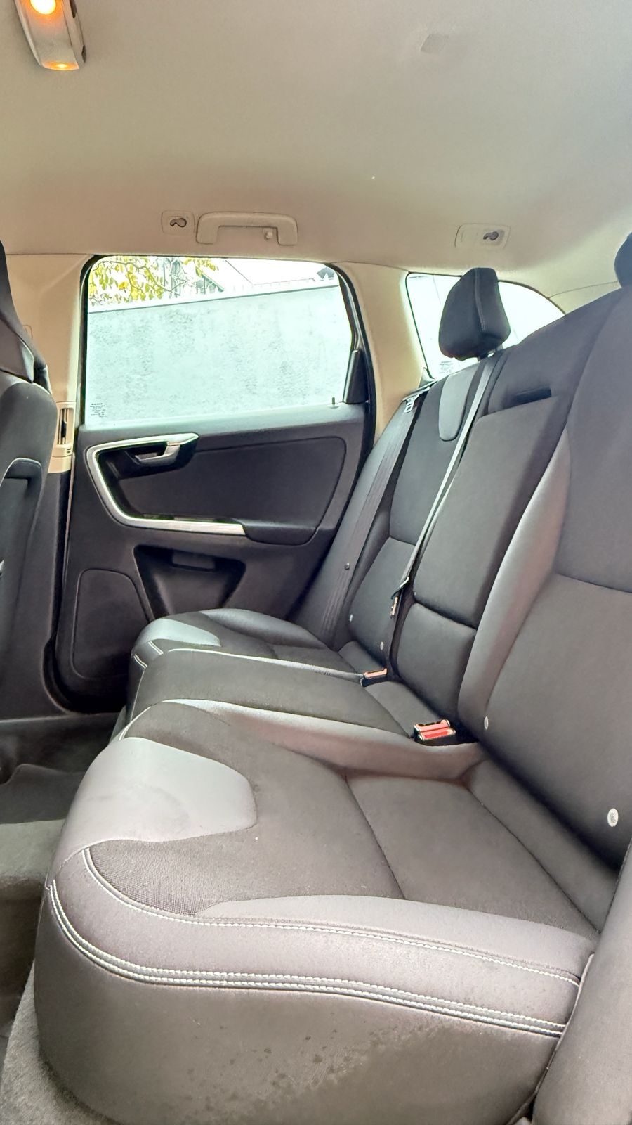 Volvo XC60 2.0 T5 Comfort 4X2 AT 2014 (121.540 km)