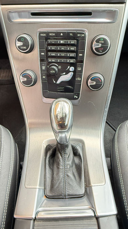 Volvo XC60 2.0 T5 Comfort 4X2 AT 2014 (121.540 km)