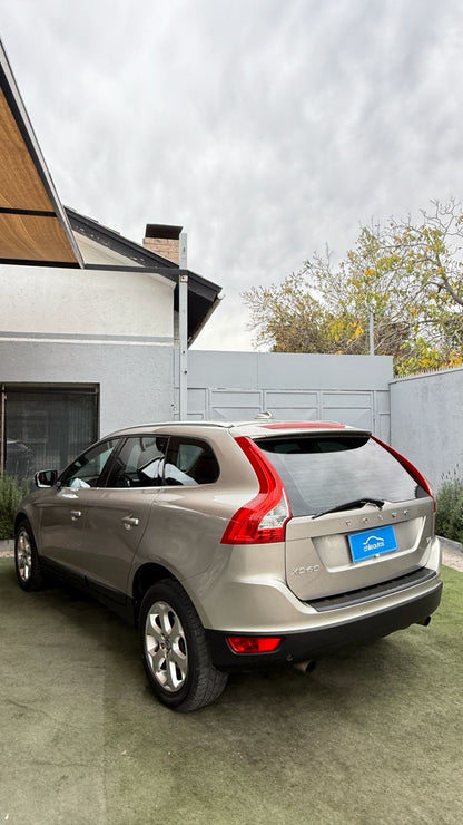 Volvo XC60 2.0 T5 Comfort 4X2 AT 2014 (121.540 km)