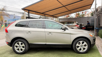 Volvo XC60 2.0 T5 Comfort 4X2 AT 2014 (121.540 km)