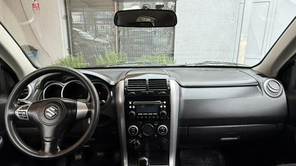 Suzuki Grand Vitara GLX 2.4 4X4 MT 2012 (235.500 km)