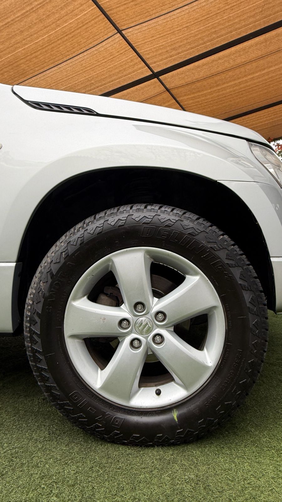 Suzuki Grand Vitara GLX 2.4 4X4 MT 2012 (235.500 km)