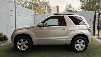 Suzuki Grand Vitara GLX 2.4 4X4 MT 2012 (235.500 km)