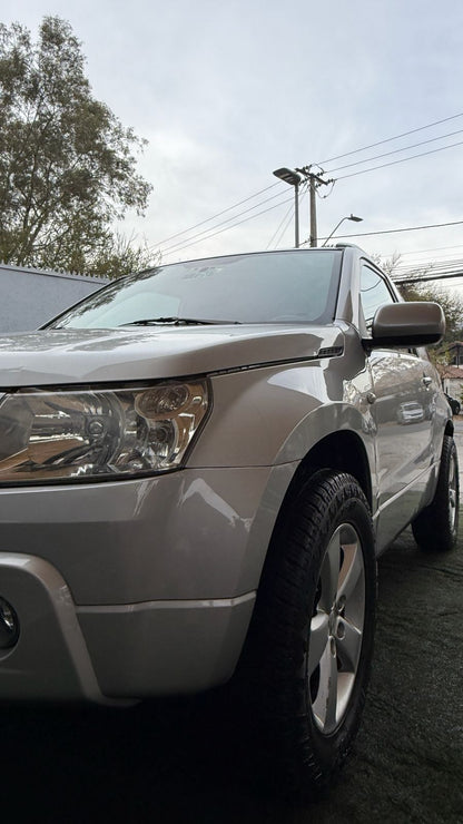 Suzuki Grand Vitara GLX 2.4 4X4 MT 2012 (235.500 km)