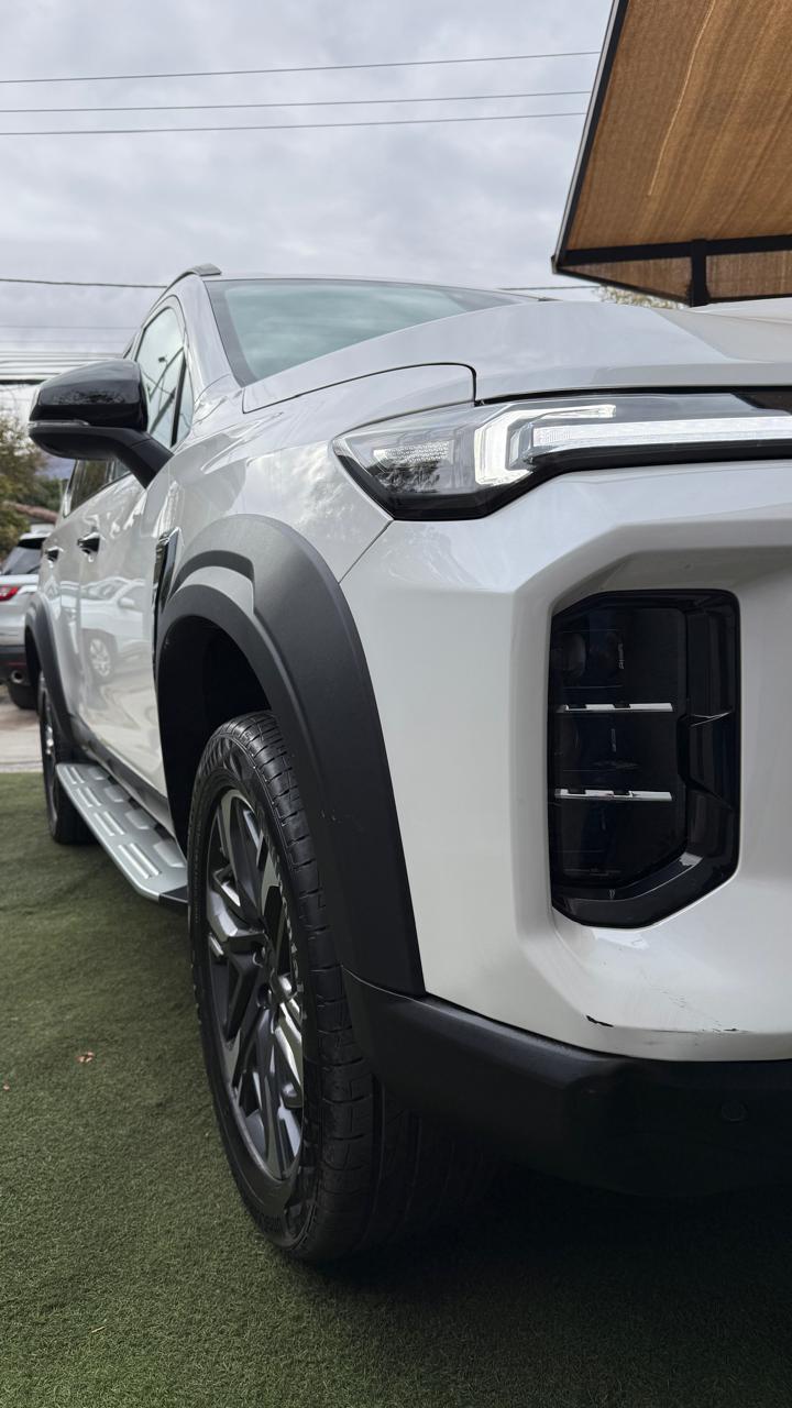 Maxus D90 2.0 Flagship Diesel 4WD AT 2025 (11.500 km)