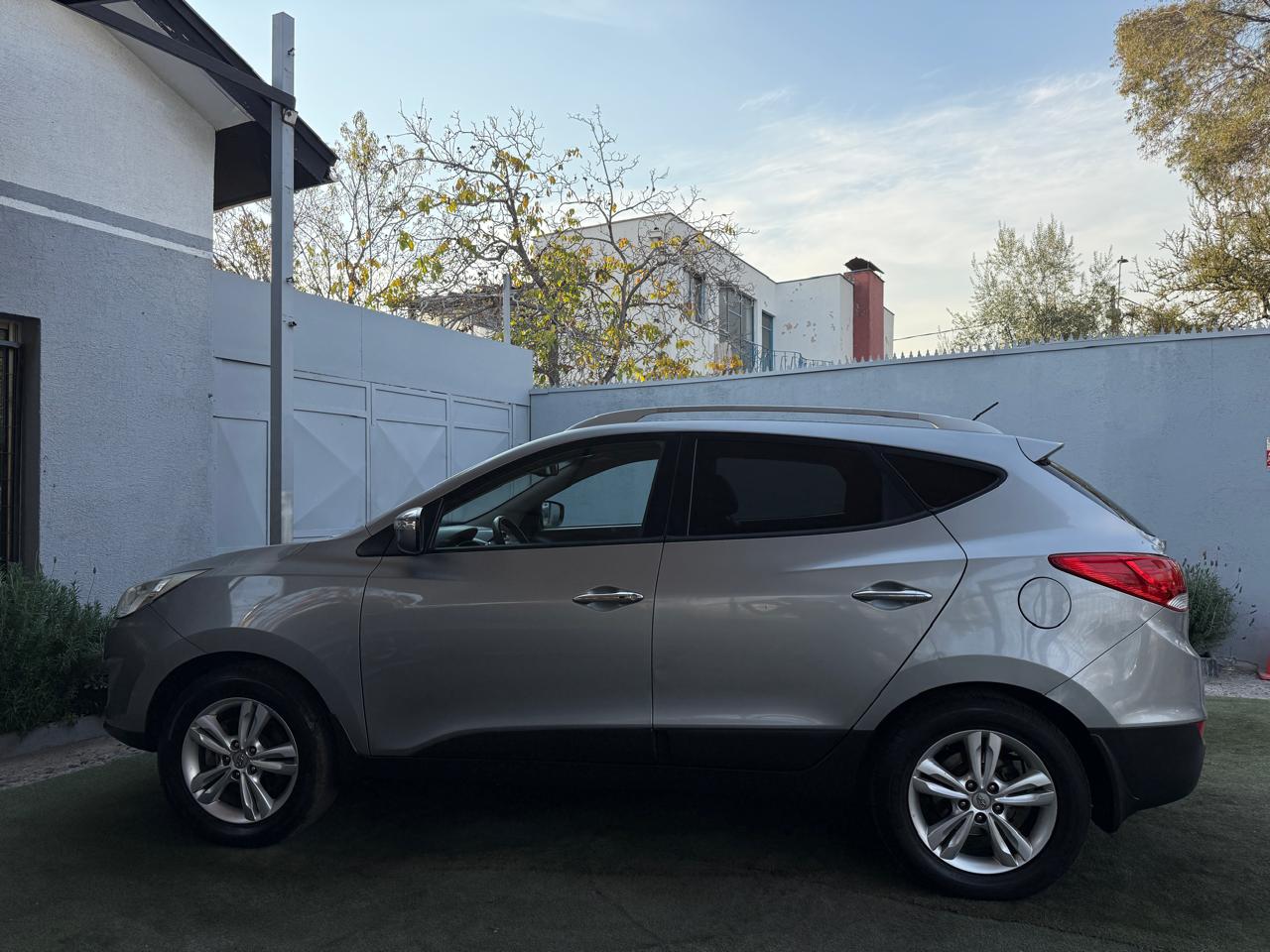 Hyundai Tucson 2.0 GLS 4WD LM Full AT 5P 2013 (163.310 km)