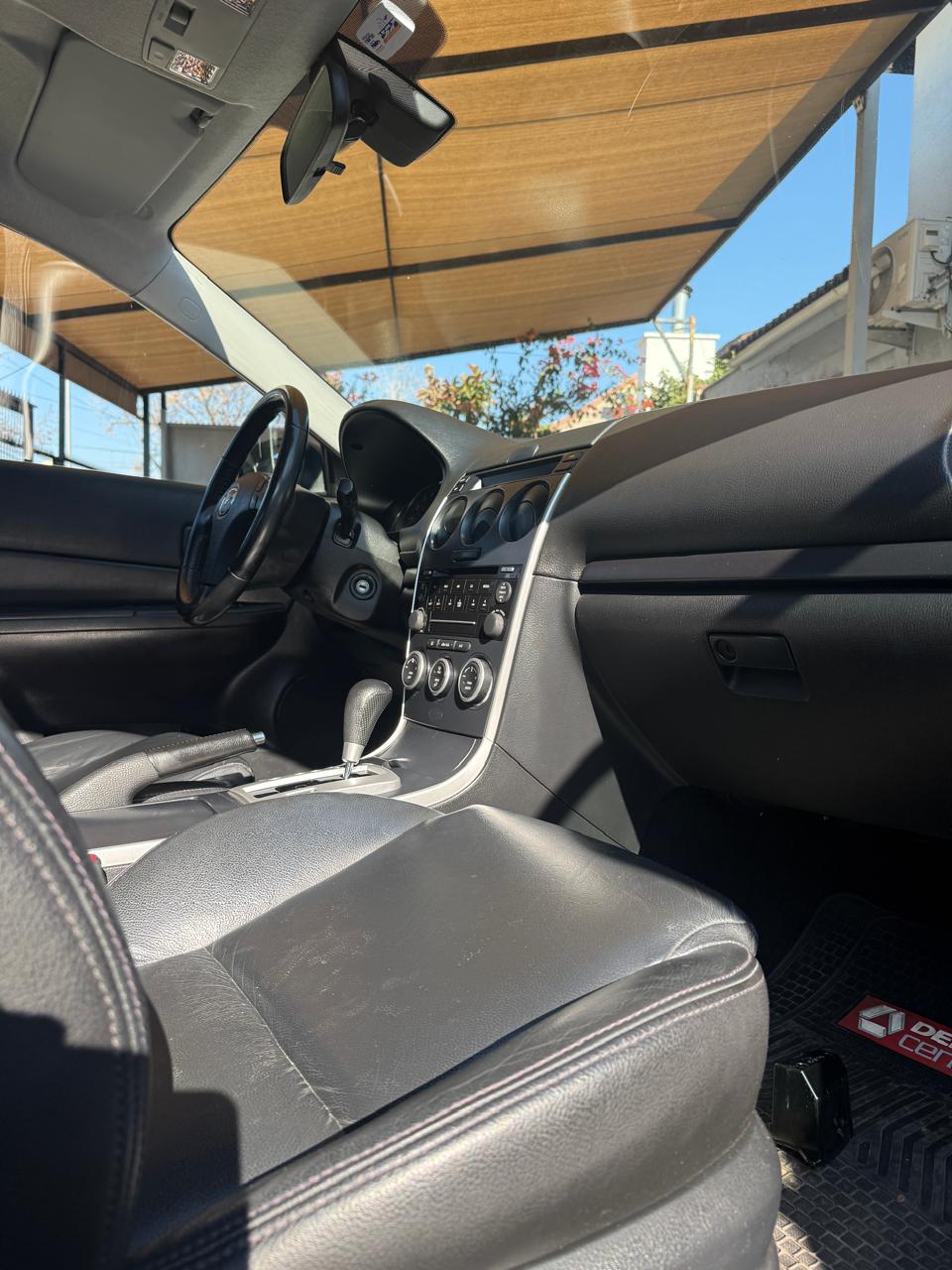 Mazda 6 2.0 R Cuero AT 4P 2007 (48.700km)