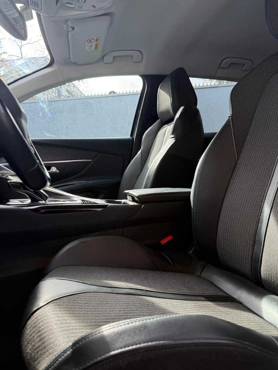 Peugeot 3008 1.6 GT Line 4x2 THP 165HP EAT6 2017 (100.750 km)